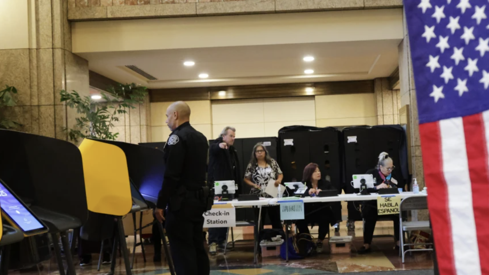 尽管这些虚假信息都是毫无新意的老调重弹，但也实实在在对地方选务人员造成了直接影响。据《纽约时报》报道，昨天新泽西和加州的多地选举官员都收到了匿名威胁邮件和电话，指控他们“伪造选票”或“操纵系统”。一名选务官员无奈表示：“每次川普发一条帖，我们的热线电话就暴增。” 民主党官员担忧，这种持续的指控正在侵蚀民众对选举制度的根本信任。而弗吉尼亚州新任州长斯潘伯格在胜选演讲中回应说：“我们不能每次选举都让谎言成为新闻焦点。民主不是情绪的游戏。”